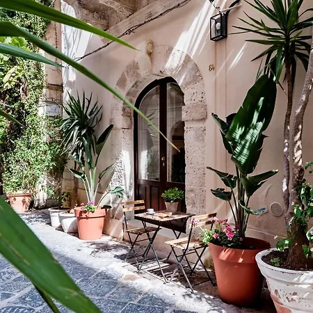 Apartment Crocefisso -ortigia Syracuse